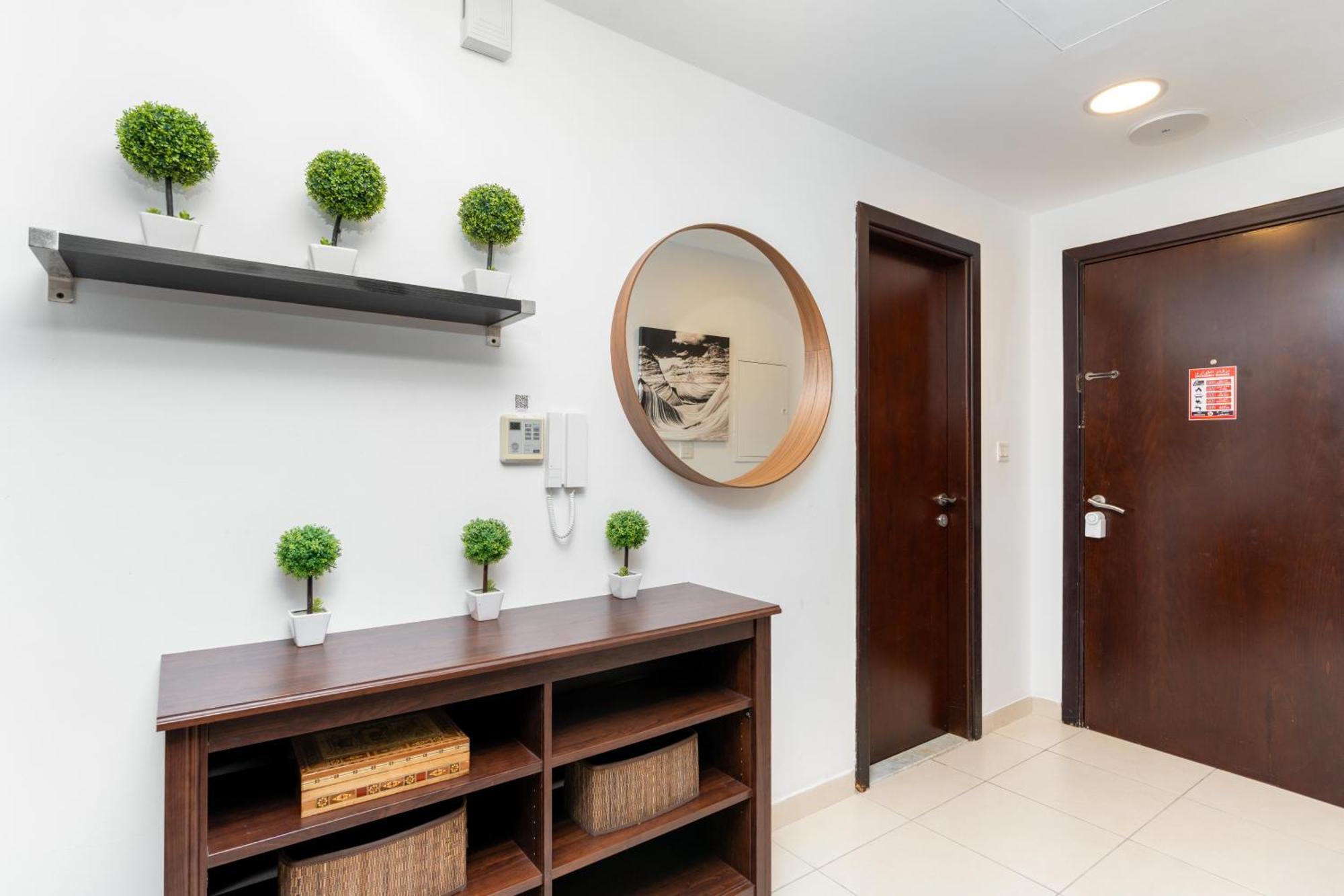 Modern 1Br Apartment In Jlt Next To Metro With City Views Dubai Bagian luar foto